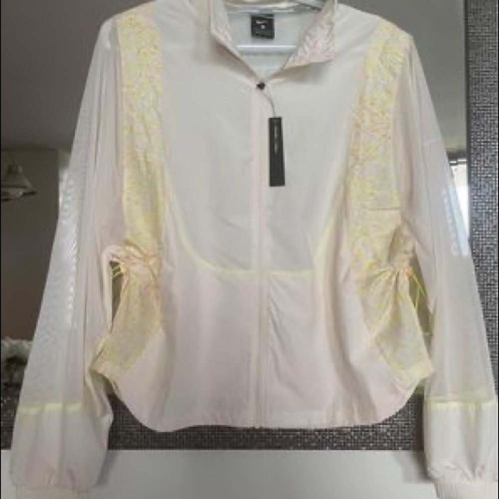 Nike running jacket - Picture 2 of 2